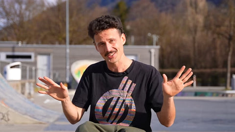 Jonny Giger 'Still Here'