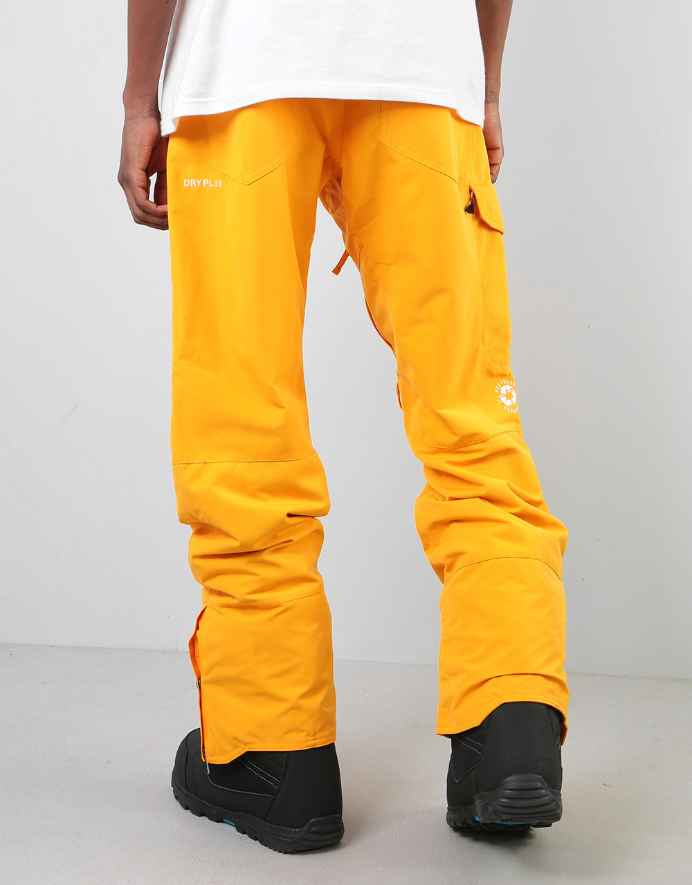 Picture Under Snowboard Pants - Yellow