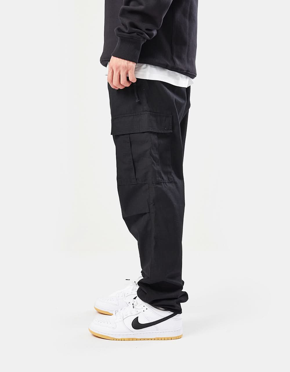 Carhartt WIP Cargo Jogger - Black (Rinsed)