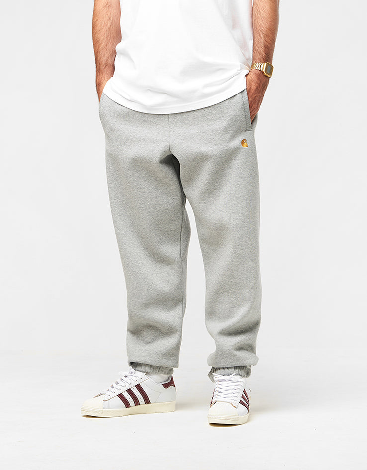 Carhartt WIP Chase Sweatpant - Grey Heather/Gold