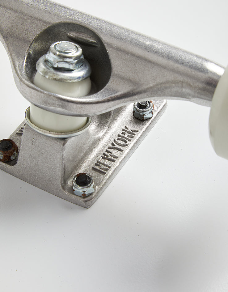 Zoo York OG 95 Crackerjack Complete Skateboard