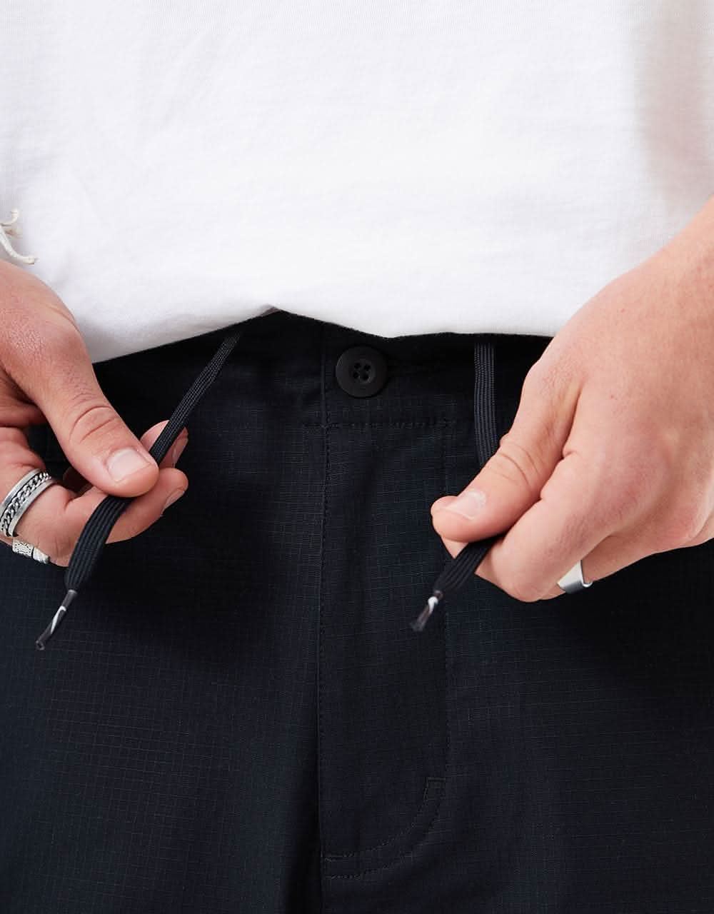 Nike SB Kearny Cargo Shorts - Black/White