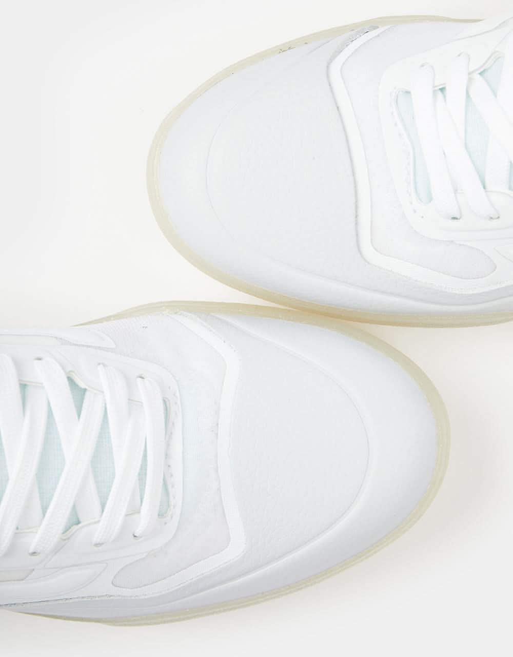 Vans AVE Skate Shoes - White/White
