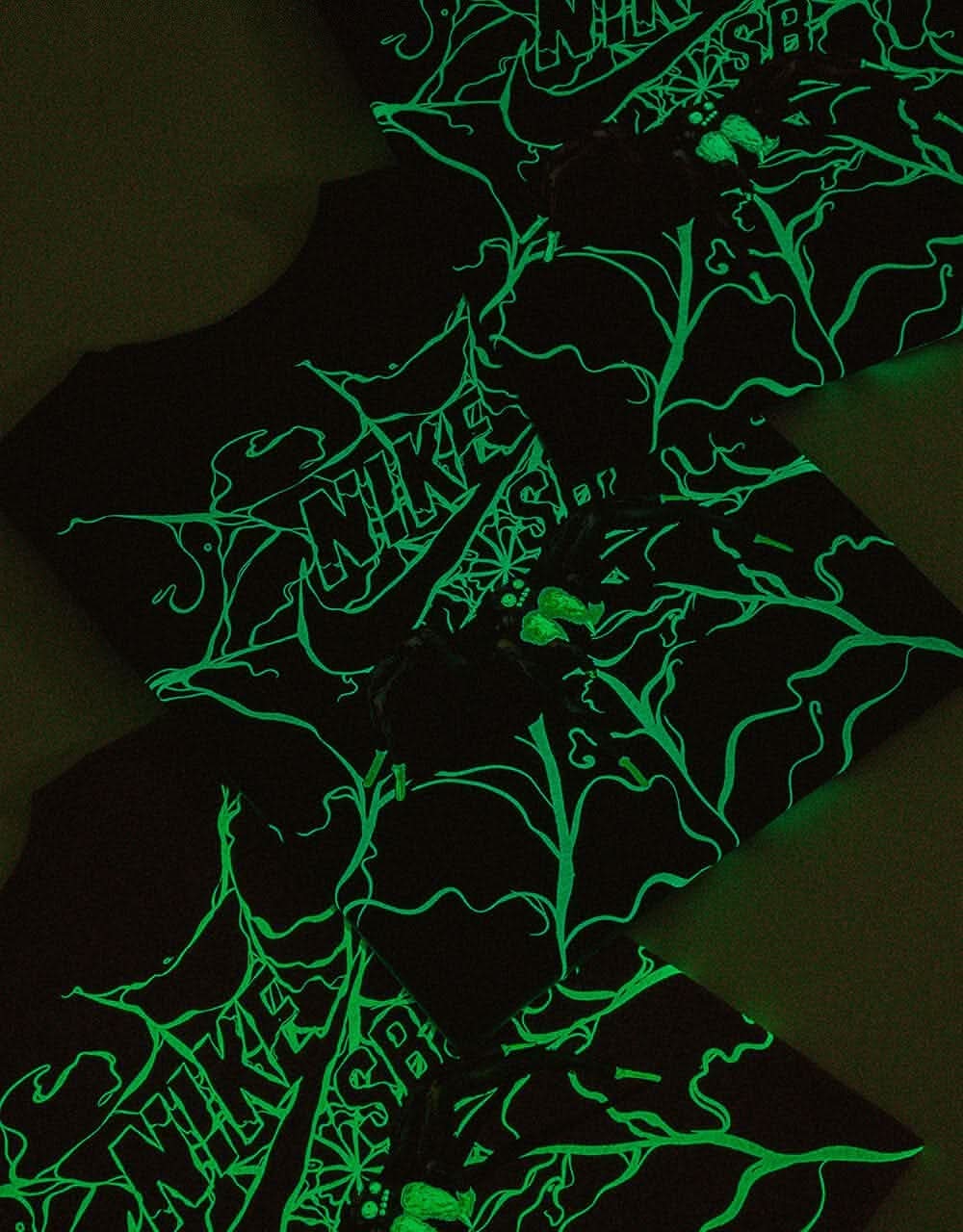 Nike SB Spider T-Shirt - Vintage Green