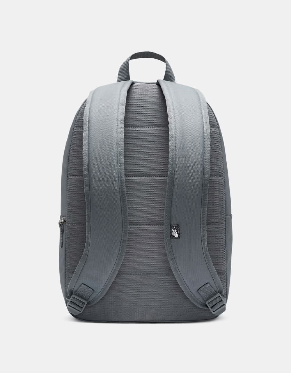 Nike Heritage Backpack - Smoke Grey/Smoke Grey/White