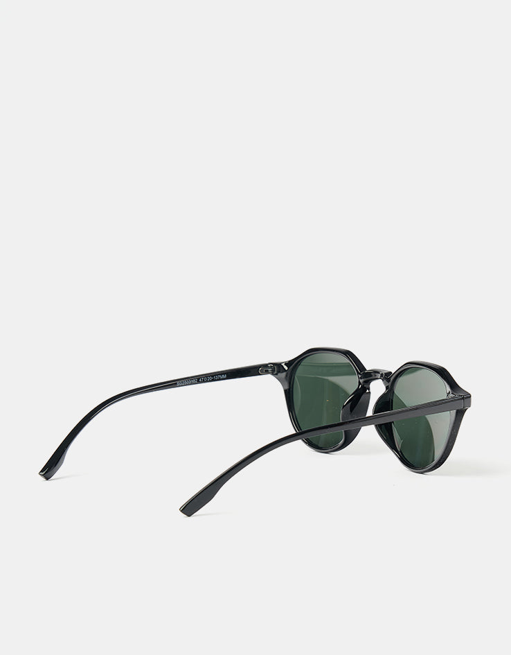 Route One Square Topped Sunglasses - Black (Green Lens)