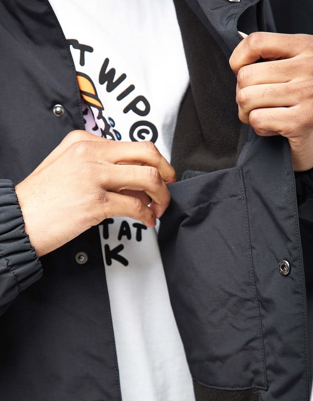 Carhartt WIP Hooded Coach Jacket - Black/White