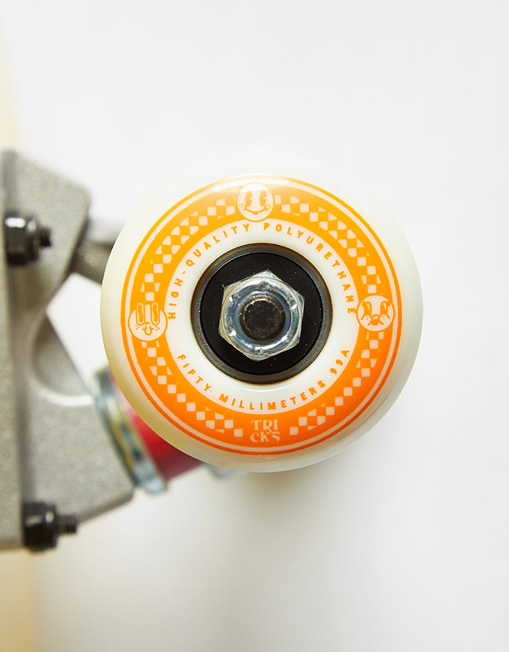 Tricks Edge Complete Skateboard - 7.75" x 31.6"