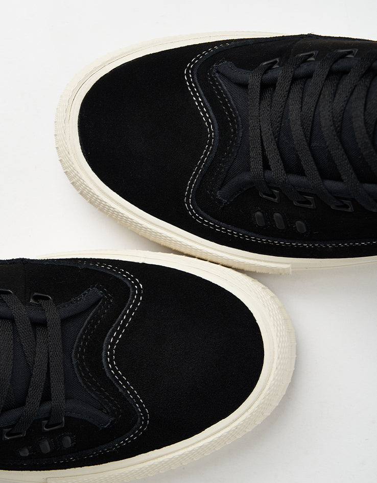 Globe Gillette Skate Shoes - Black Suede
