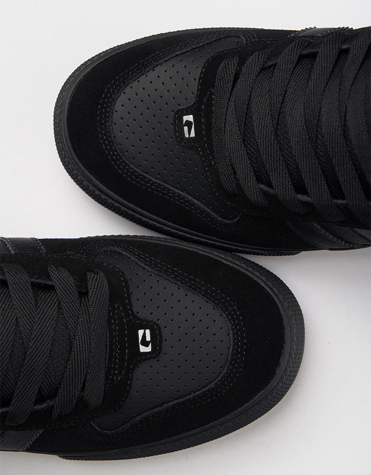 Globe Encore-2 Skate Shoes - Black Dip