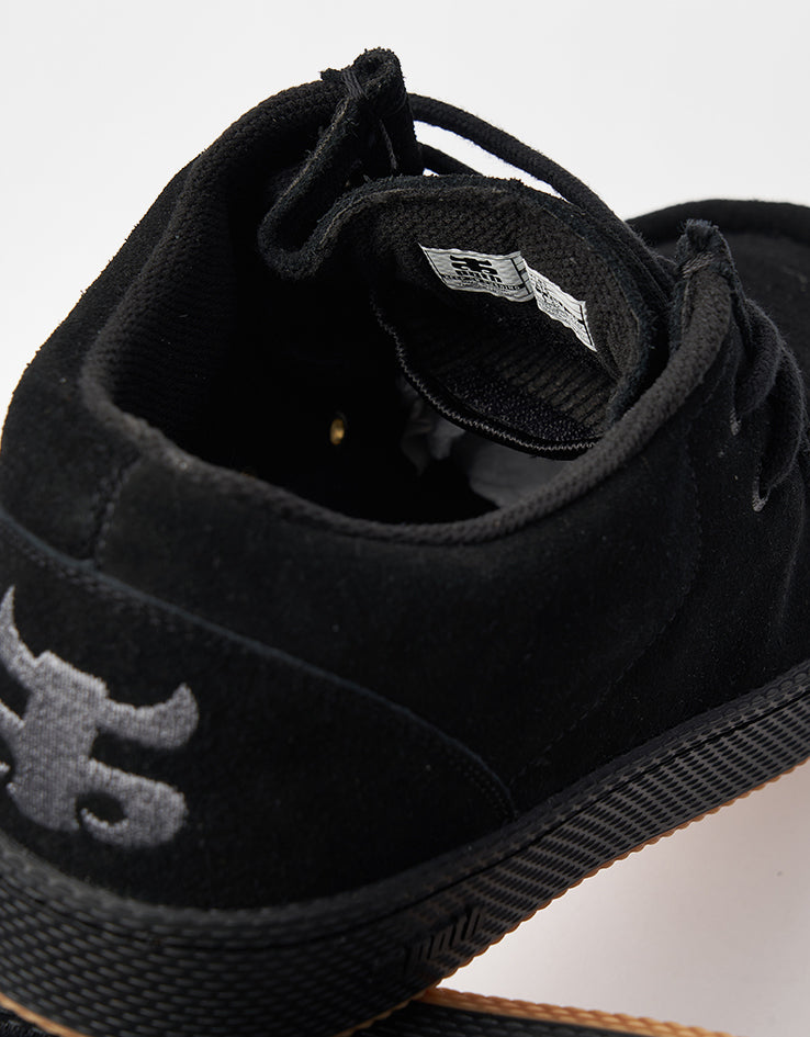 IPATH Cats Skate Shoes - Black Suede