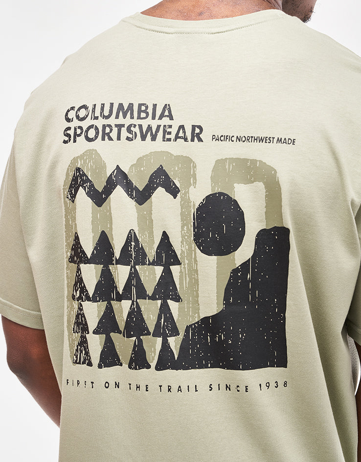 Columbia Explorers Canyon™ Back T-Shirt - Safrai/Explore Outdoors