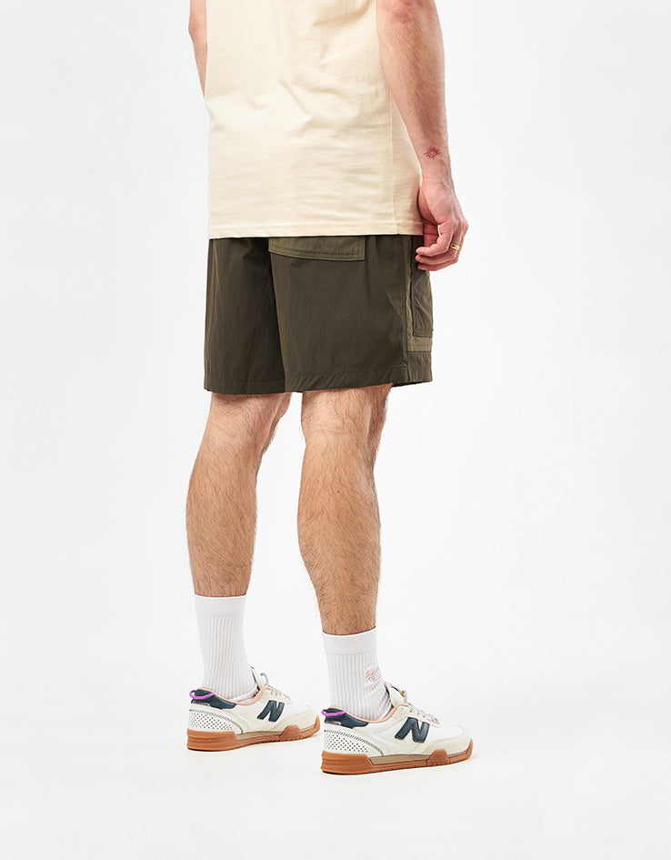 Patagonia Outdoor Everyday 6" Shorts - Pine Needle Green