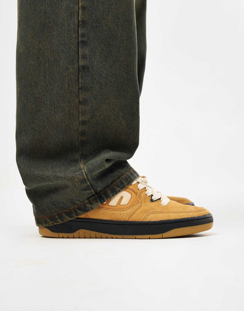 Butter Goods Warped Denim Jeans - Dirty Wash Indigo