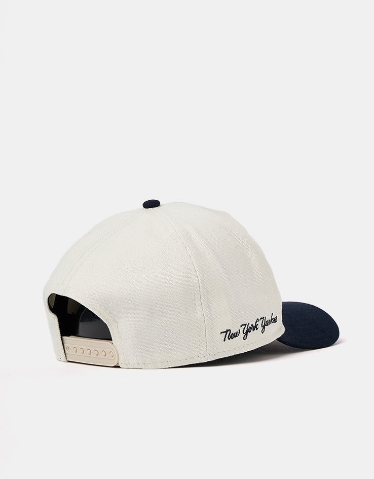New Era New York Yankees Script PC Golfer Snapback Cap - Ivory/Navy