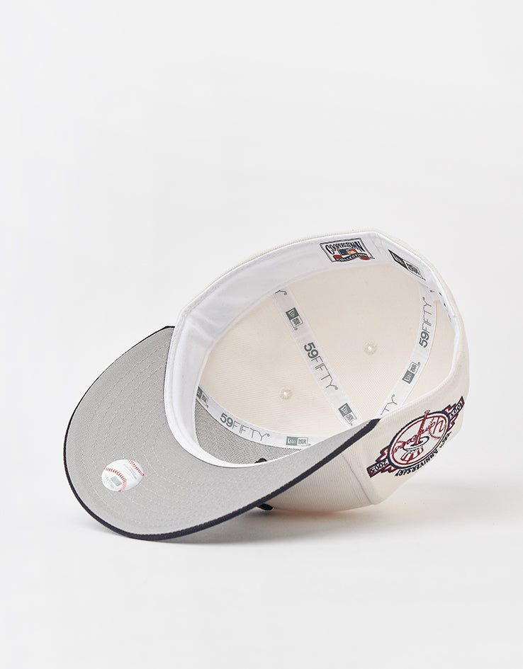 New Era New York Yankees Pin 59Fifty® LP Fitted Cap - Ivory/Navy