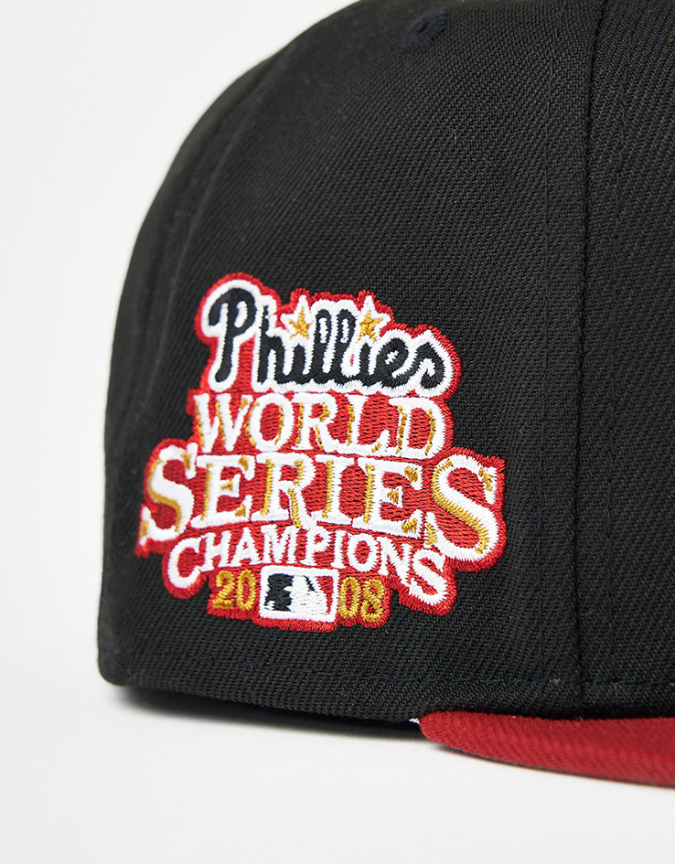 New Era Philadelphia Phillies Visor Clip 59Fifty® Fitted Cap - Black/Hot Red