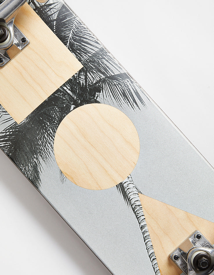 Globe G1 Stack Refracted Complete Skateboard - 8"