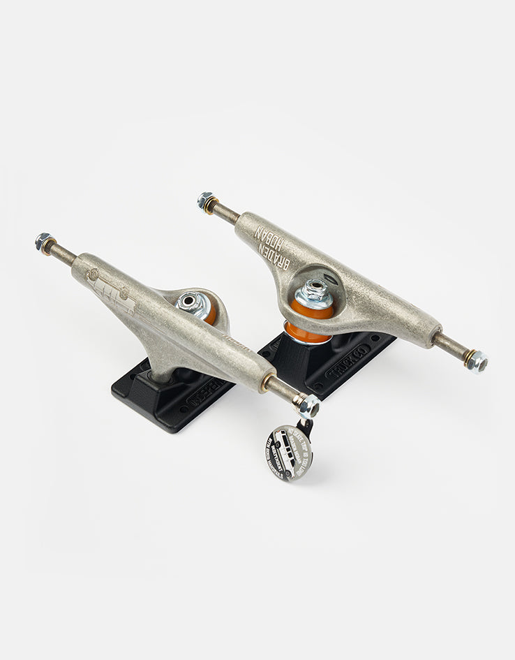 Independent Hoban Van Stage 11 Hollow Standard Skateboard Trucks (Pair)