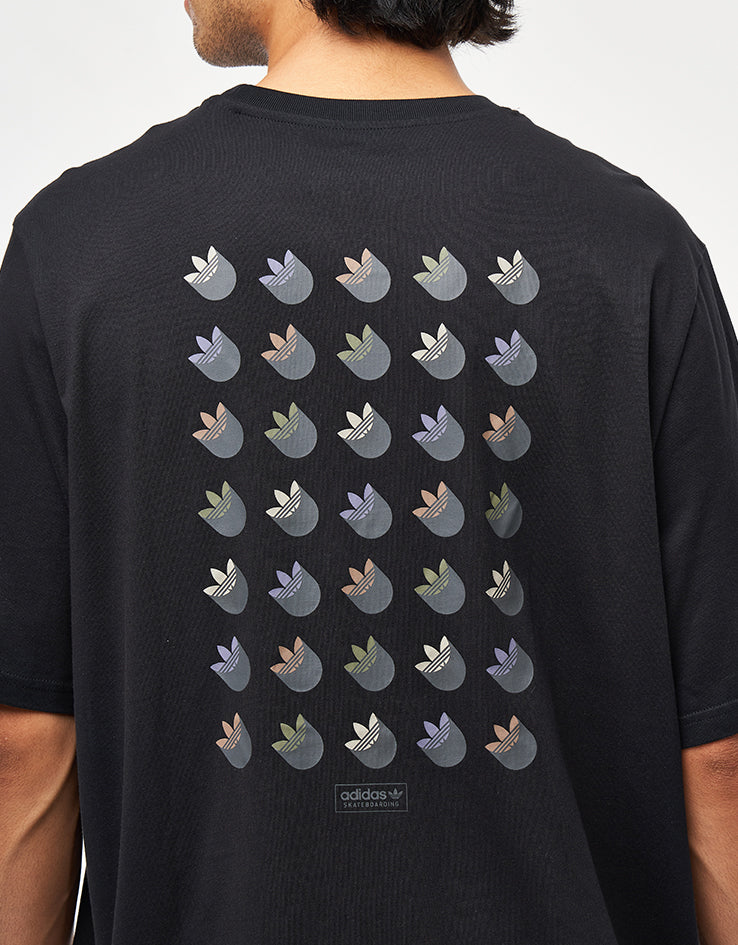 adidas Trefoil Shadow T-Shirt - Black/Olive Strata