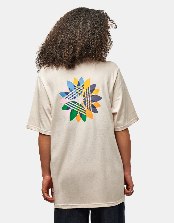 adidas Pinwheel Trefoil T-Shirt - Wonder White/Crew Yellow