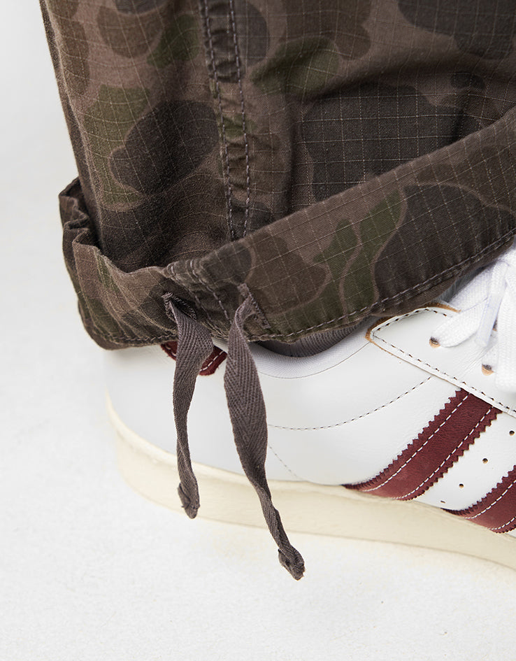 Carhartt WIP Duck Cargo Pant - Camo Duck/Green/Porphyry (Garment Dyed)