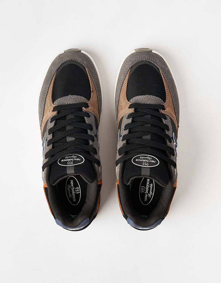 New Balance Numeric 933 Andrew Reynolds Skate Shoes - Tan/Grey