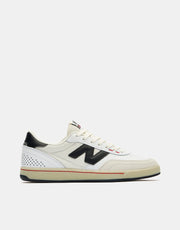 New Balance Numeric 440 Skate Shoes - White/Black