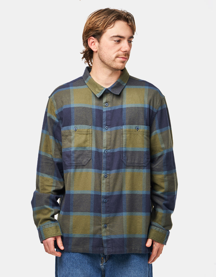 Vans Larkspur Plaid L/S Flannel Shirt - Grape Leaf/Parisian Nght