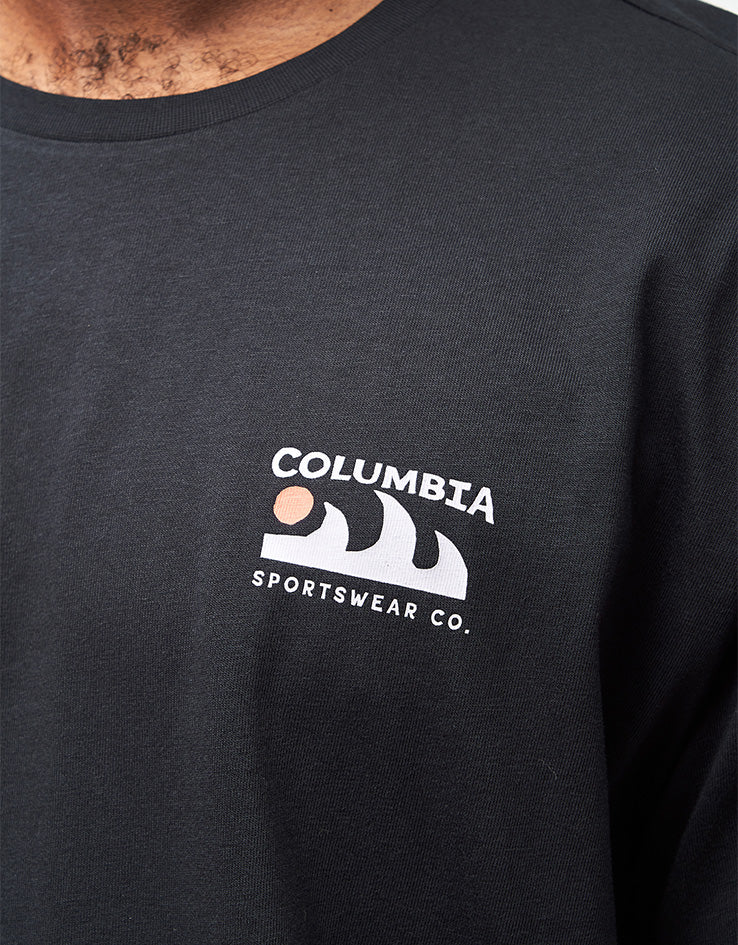 Columbia Explorers Canyon™ Back SS T-Shirt - Black/Peaks And Waves