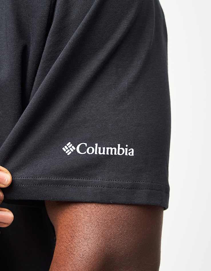 Columbia Explorers Canyon™ Back SS T-Shirt - Black/Peaks And Waves