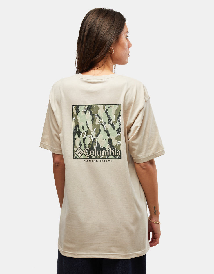 Columbia North Cascades™ Short Sleeve T-Shirt - Dark Stone/Framed Treebark