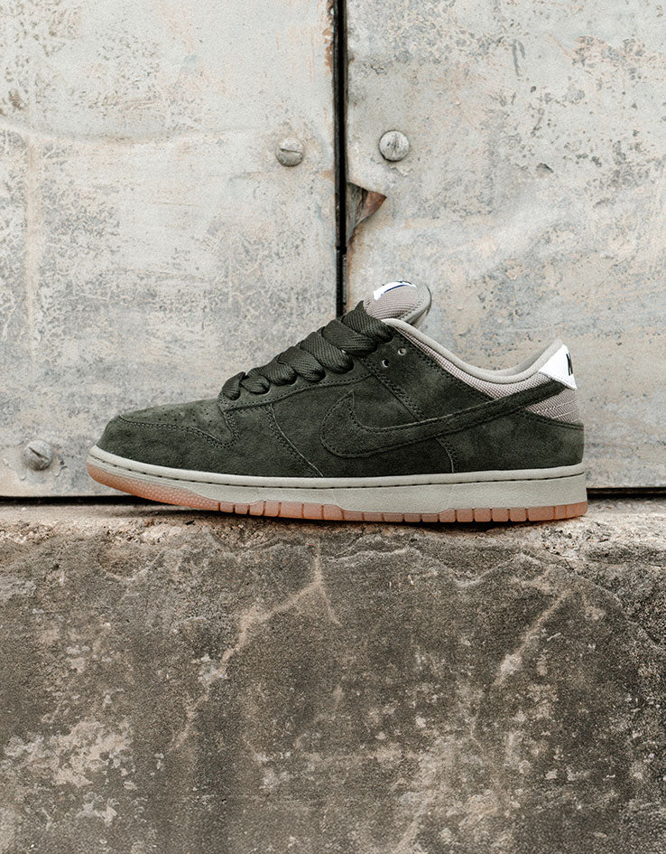 Nike SB Dunk Low Pro B Skate Shoes - Sequoia/Sequoia-Light Army-White