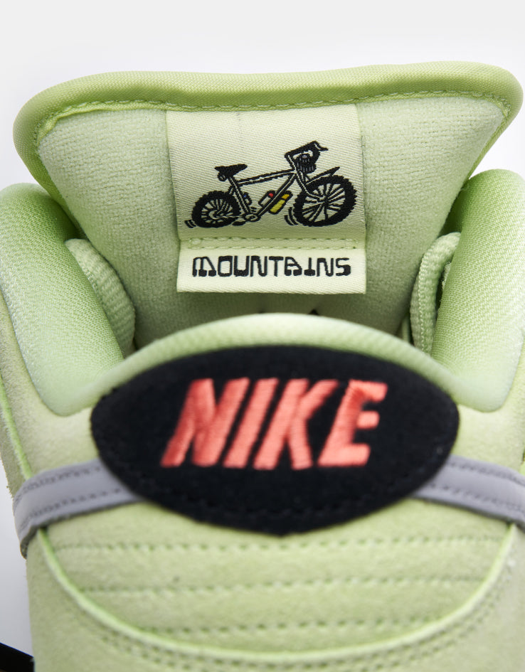 Nike SB Dunk Low Pro Premium Skate Shoes - Pistachio Frost/Wolf Grey-Black