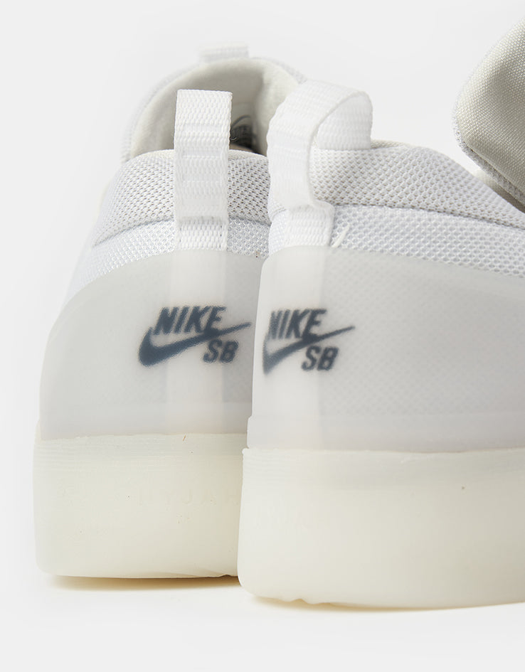 Nike SB Zoom Nyjah 4 Skate Shoes - White/Black-White-Black