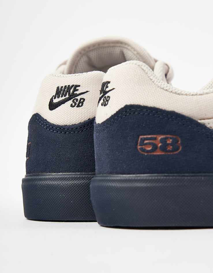 Nike SB Malor TE Skate Shoes - Lt Khaki/Lt Orewood Brown/Gum Lt Brown/Black
