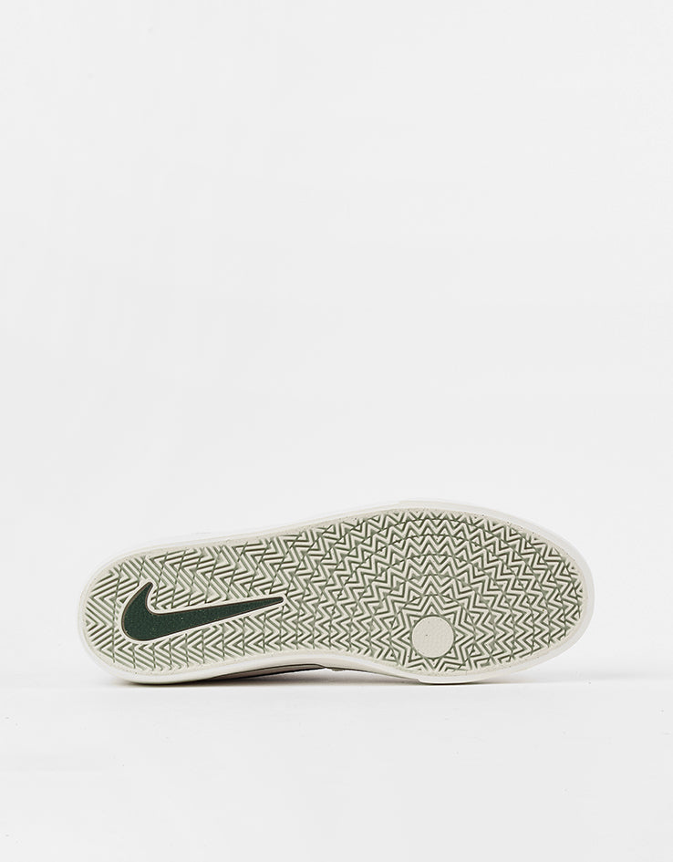 Nike SB Chron 2 Skate Shoes - Lt Orewood Brn/Fir-Phantom-Mink Brown