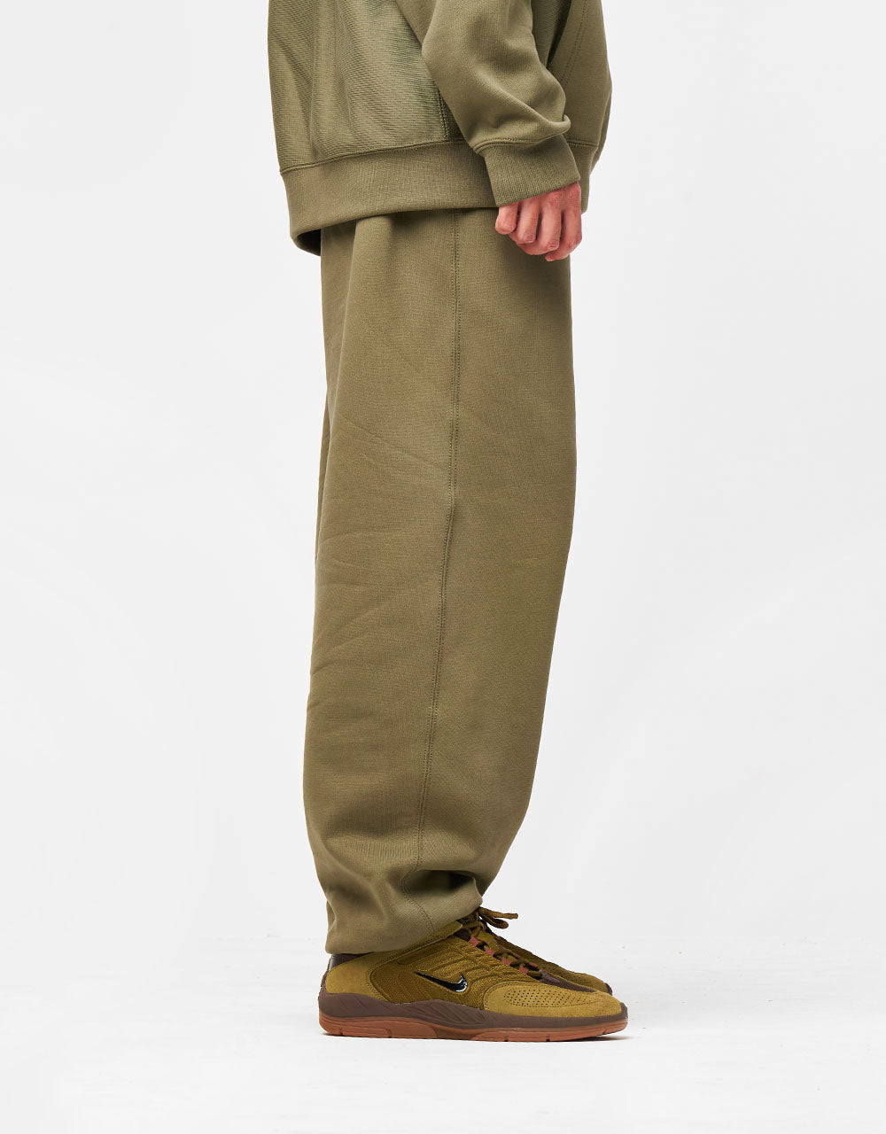 Nike Solo Swoosh Sweatpants - Medium Olive/Medium Olive/White