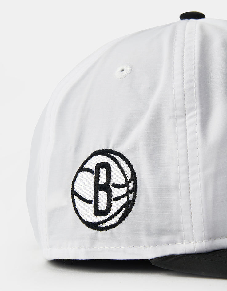New Era Brooklyn Nets NBA Draft Golfer Strapback Cap - White/Black