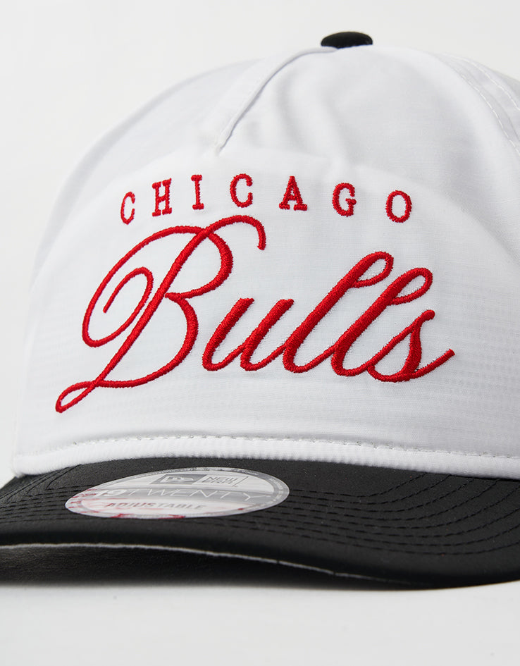 New Era Chicago Bulls NBA Draft Golfer Strapback Cap - White/Black
