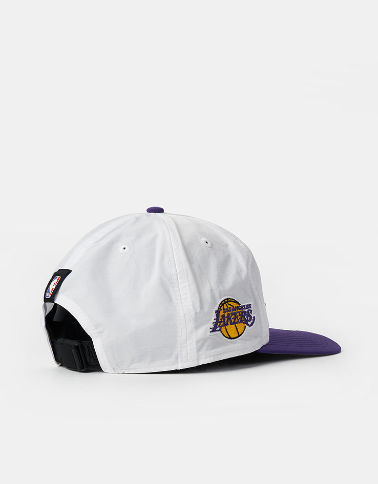 New Era Los Angeles Lakers NBA Draft Golfer Strapback Cap - White/Purple