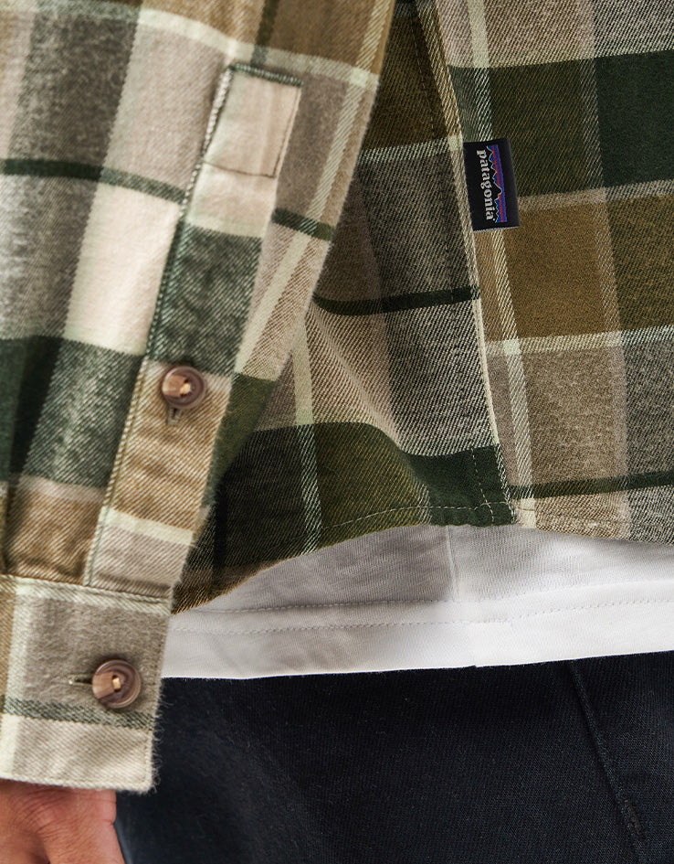 Patagonia Lightweight Fjord L/S Flannel Shirt - Rocky/Old Growth Green