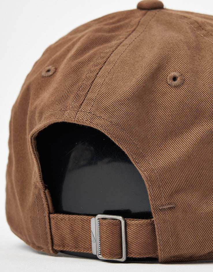 Nike Club Unstructured Futura Wash Cap - Mosswood Brown/White