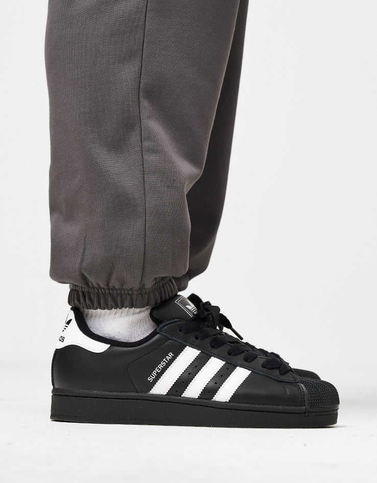 The North Face Expedition Celebration Relaxed Sweatpant - Anthracite Grey