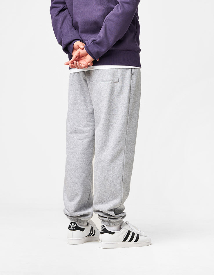 The North Face Expedition Celebration Relaxed Sweatpant - TNF Light Grey Heather