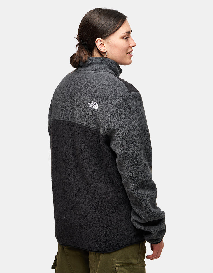 The North Face Yumiori 1/4 Zip Fleece - TNF Black/Anthracite Grey