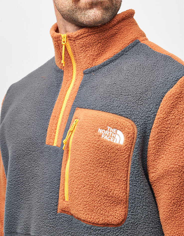 The North Face Yumiori 1/4 Zip Fleece - Asphalt Grey/Burnt Umber