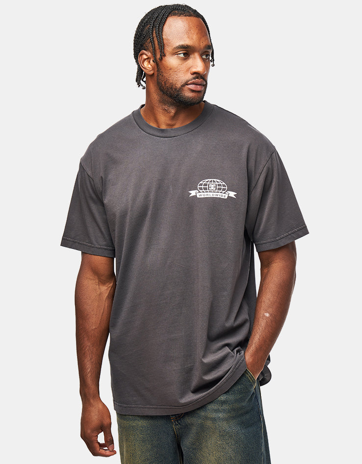 DC Stock Up T-Shirt - Black Enzyme Wash