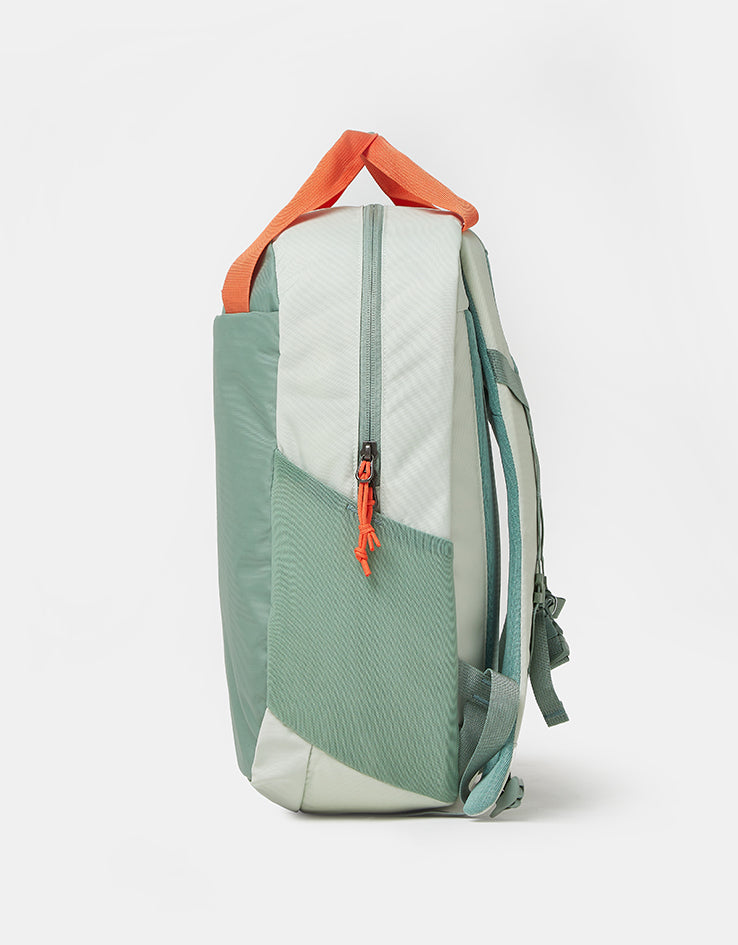 Patagonia Atom Tote Pack 20L - Lichen Green