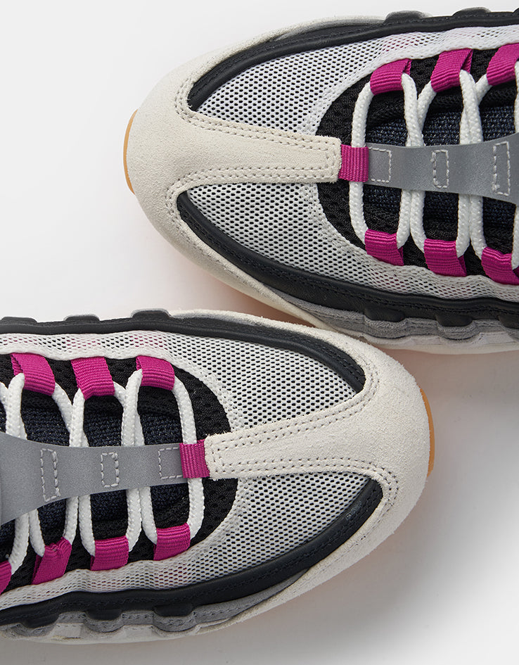 Nike SB Air Max 95 Skate Shoes - Summit White/Cactus Flower-Photon Dust